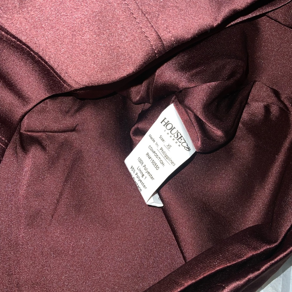 HOUSE OF CB 'Selena' Raisin Satin Puff Shoulder Dress - Picture 13 of 13